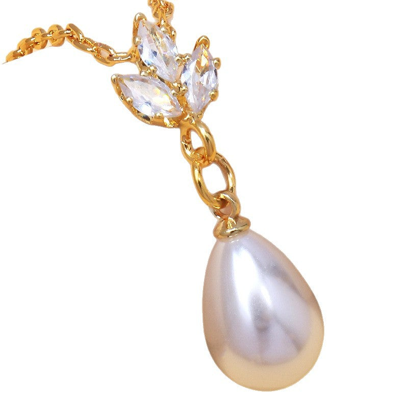 Pearl Zircon Collarbone Chain — Velourè